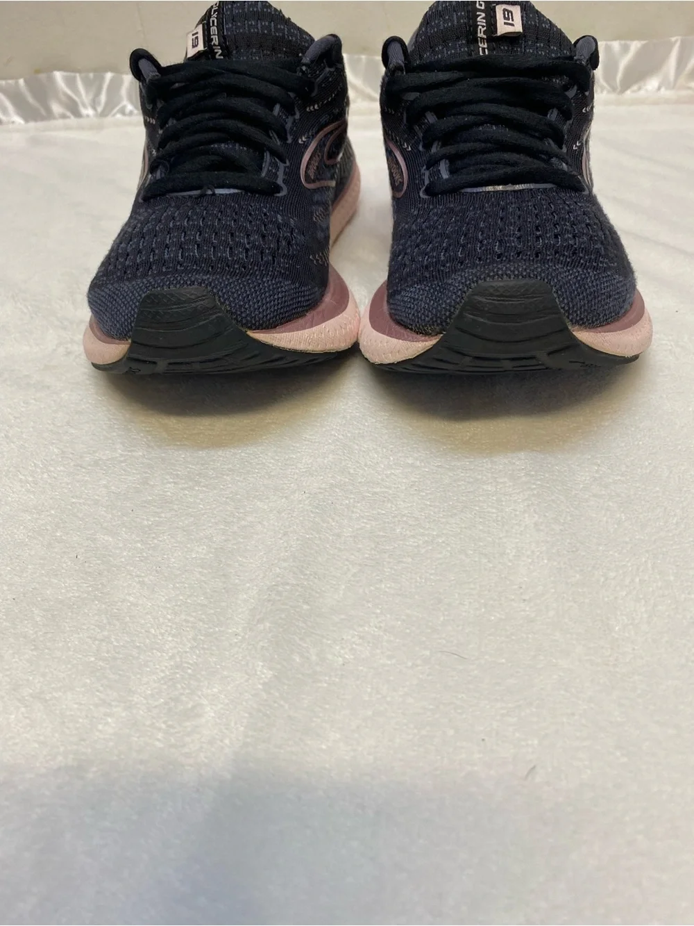 Brooks Womens Glycerin 19 Charcoal Pink Running Athletic Shoes Size 7 medium B